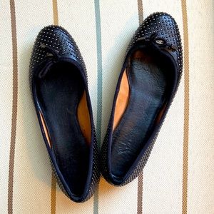 Ladies Genuine Coach black leather ballet flats, size 7.5. Great condition!